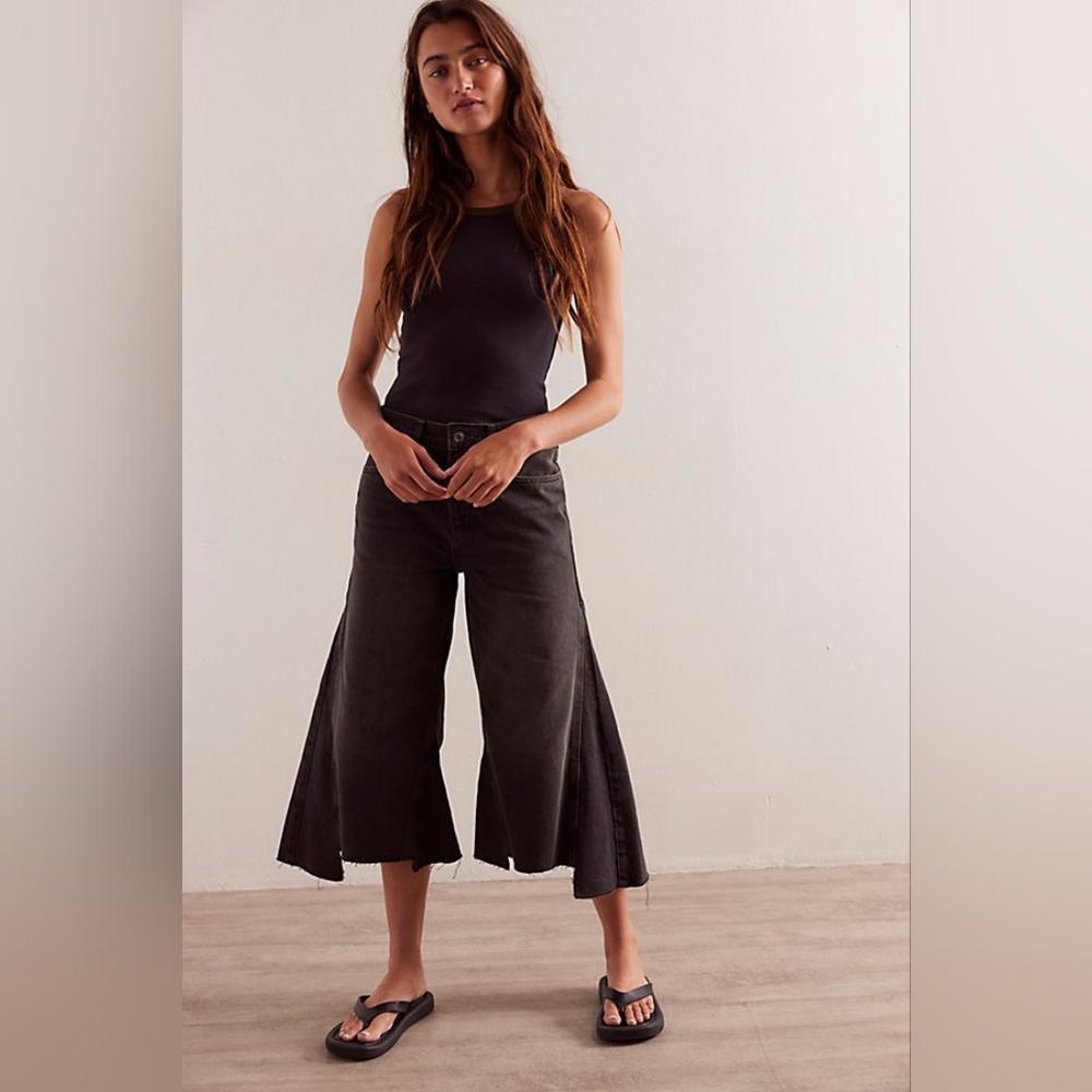 Free People - We The Free Ripple Wide-Leg Crop Jeans - Fade to Black - 28
